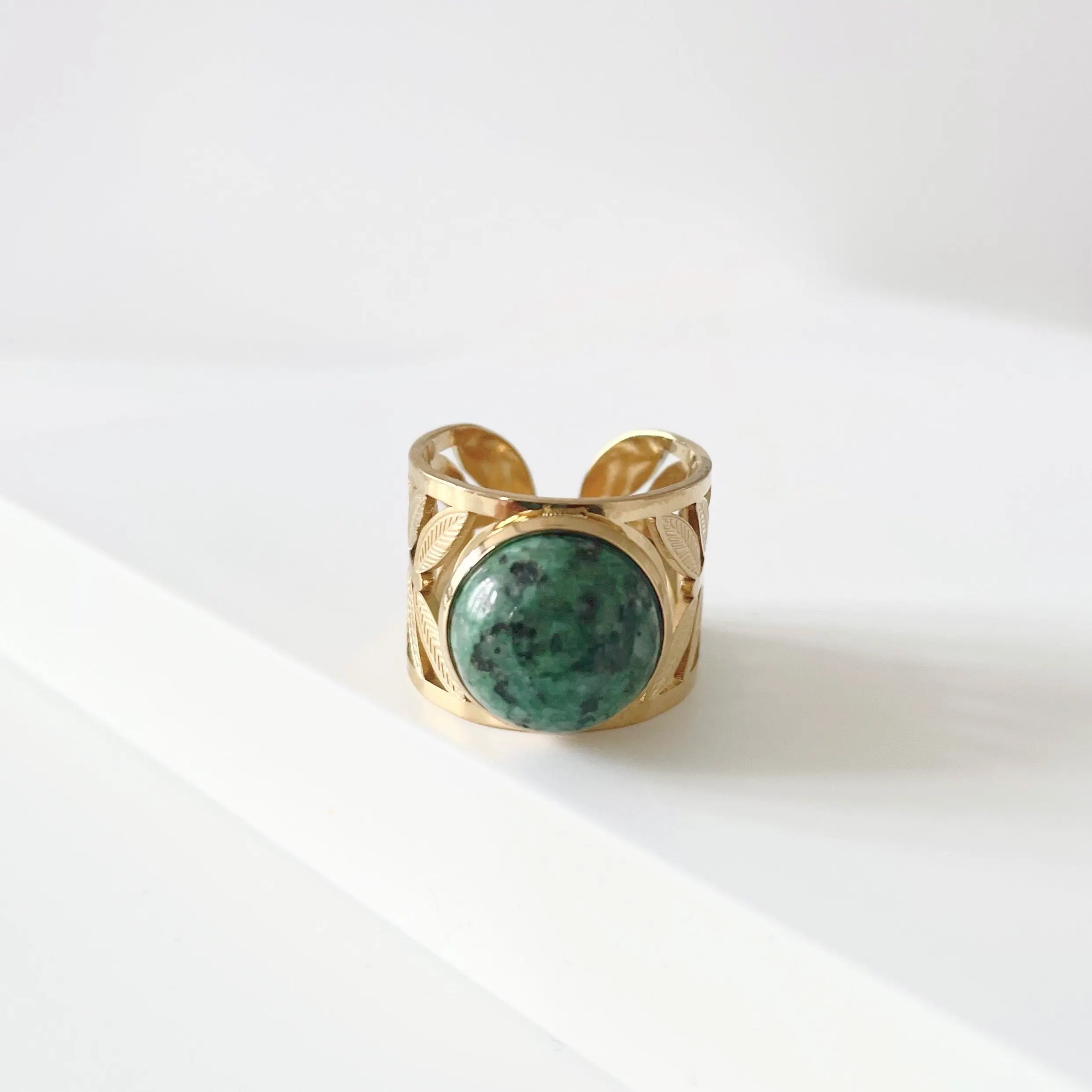 Zariya Luxe 18k Gold Plated Statement Stone Ring