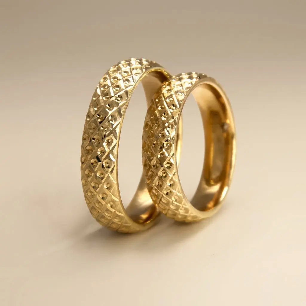5mm Gold Wedding Band – Faceted Pattern – 9ct/14ct/18ct Gold