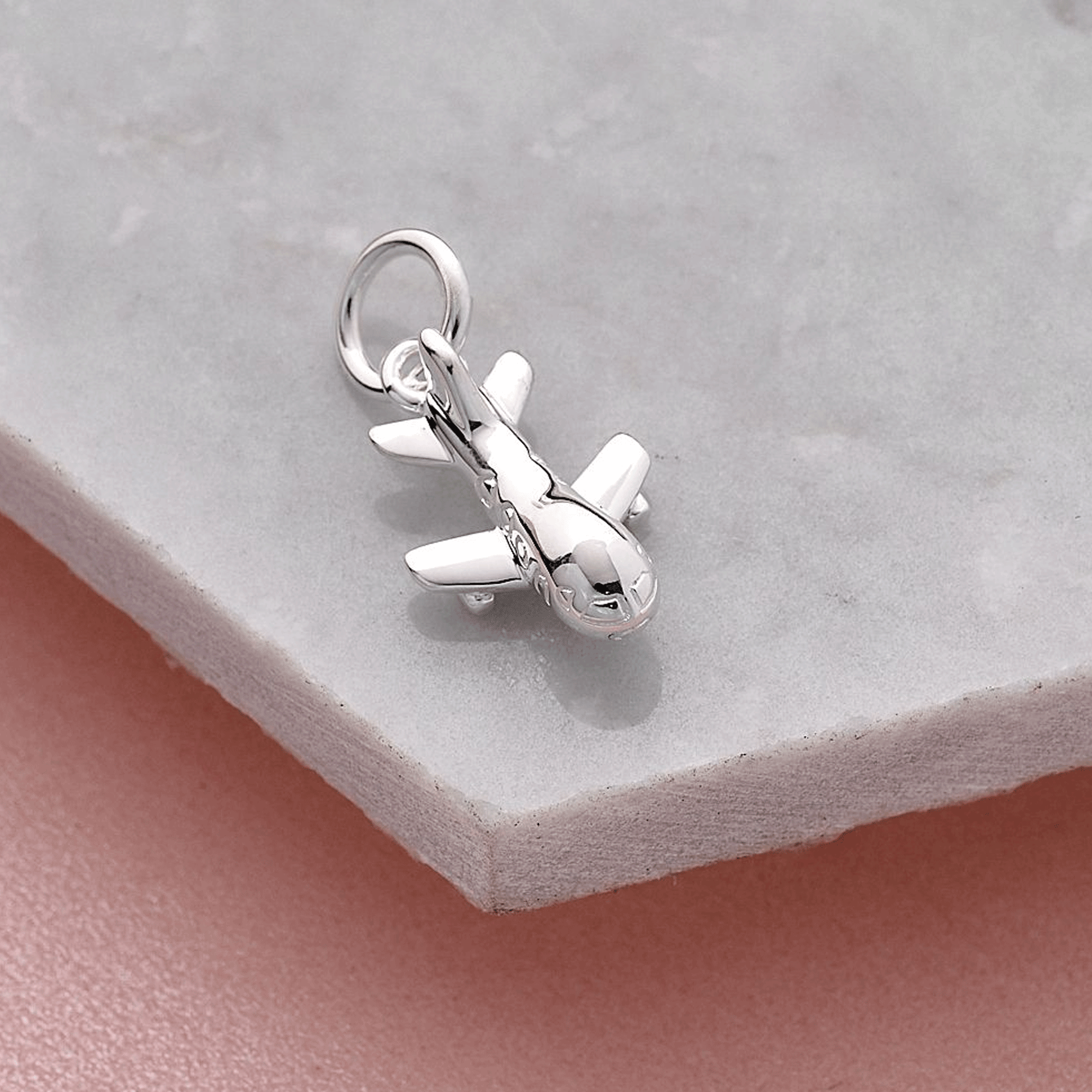 Aeroplane Silver Charm