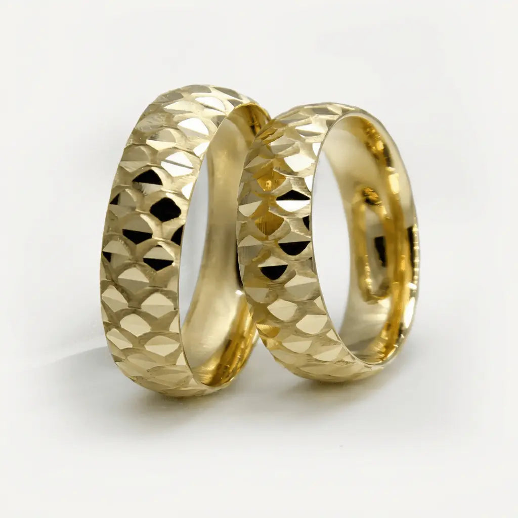 6mm Gold Wedding Band – Faceted Texture Aurora Facet – 9ct/14ct/18ct Gold